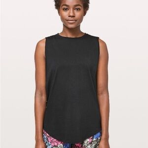 Lululemon muscle tank